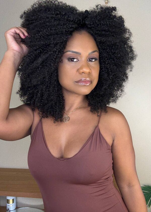 michelleclemoni com br 15340703947 wig pat preto 2.jpg