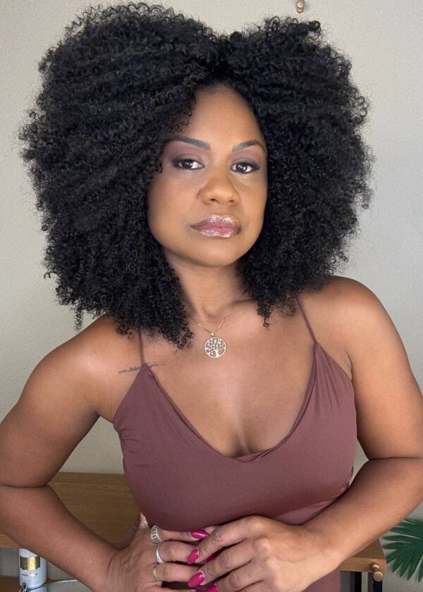michelleclemoni com br 15340703956 wig pat preto 3.jpg