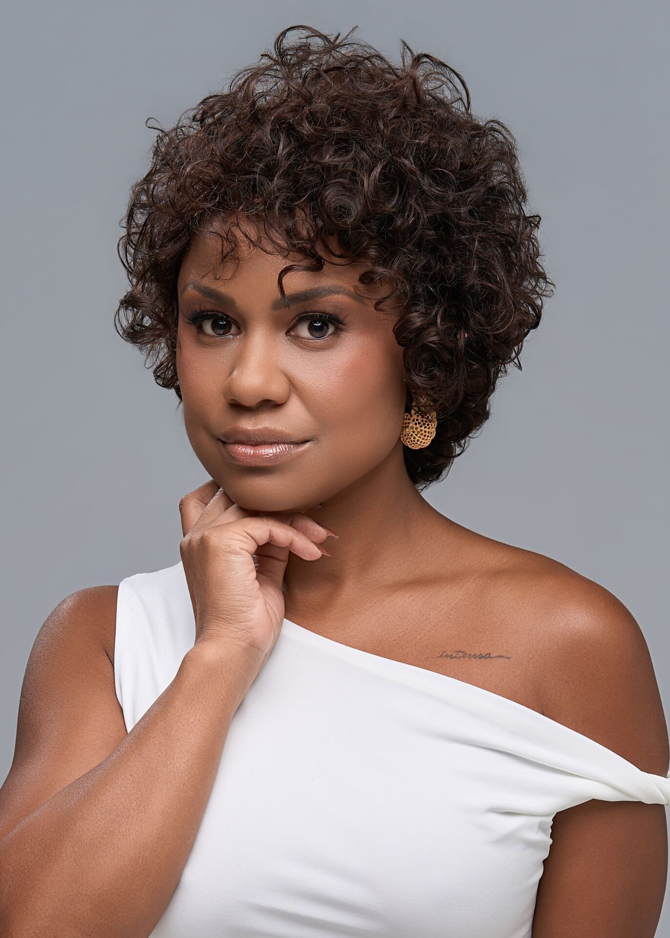 Wig Cléo Humana Castanho Escuro (2)