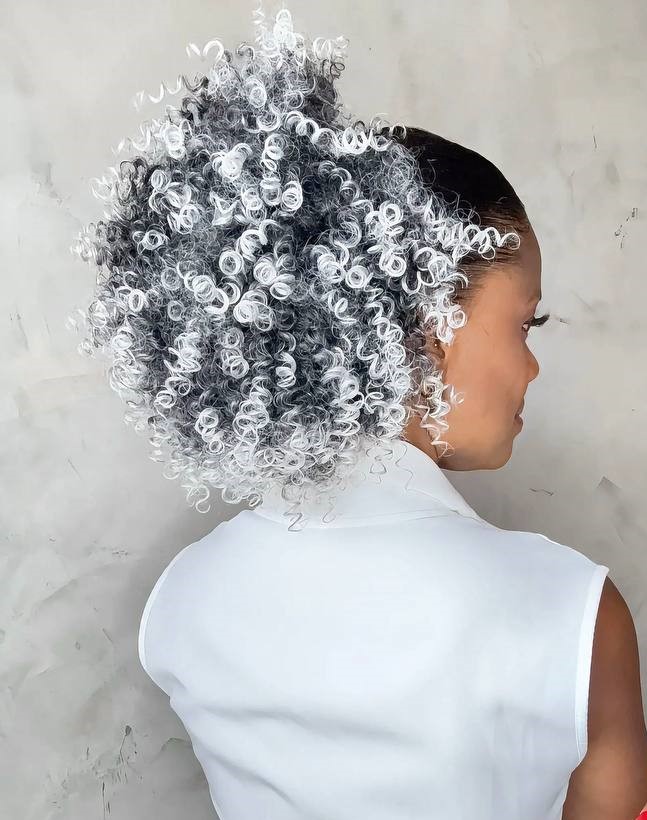 Rabo Puff G Grisalho (2)